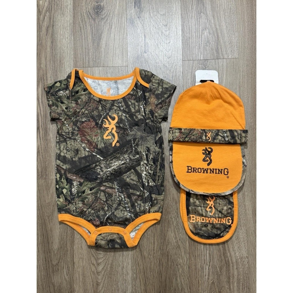 Browning Baby's Buckmark Orange Blue 4 Piece Set‎ Size 18M